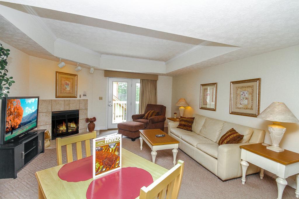بيدجن فورج Golfview Vacation Rentals At Golfview Resort الغرفة الصورة