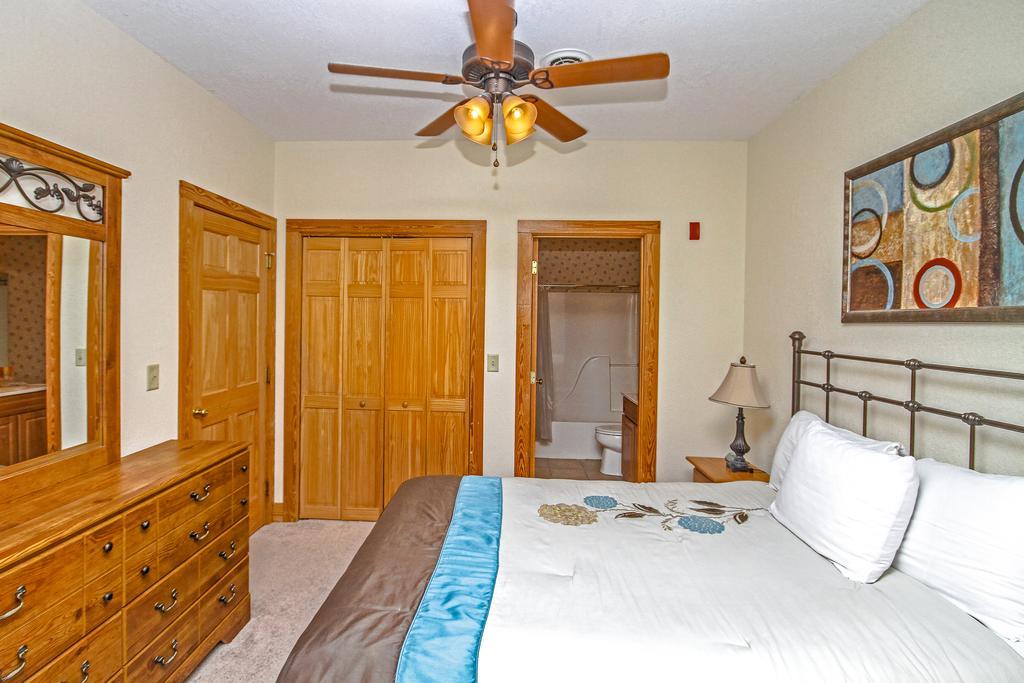 بيدجن فورج Golfview Vacation Rentals At Golfview Resort الغرفة الصورة